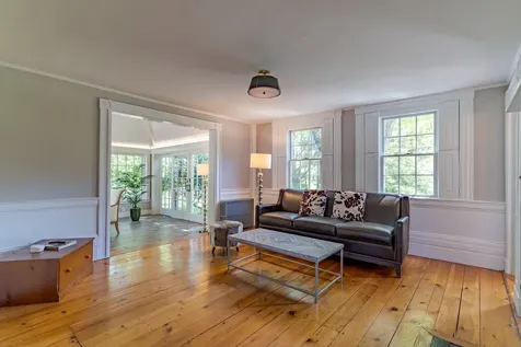 70 Woodland Road North Hampton NH 03862