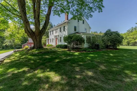 70 Woodland Road North Hampton NH 03862