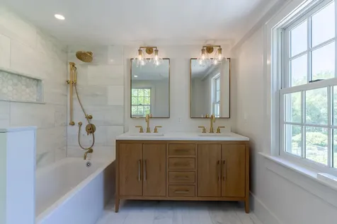 70 Woodland Road North Hampton NH 03862