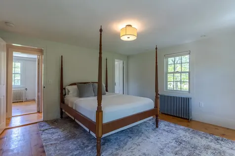 70 Woodland Road North Hampton NH 03862