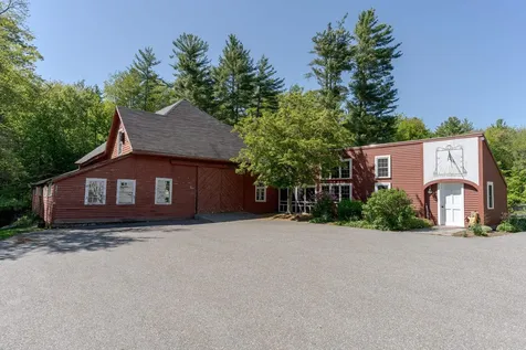 70 Woodland Road North Hampton NH 03862