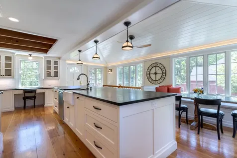 70 Woodland Road North Hampton NH 03862