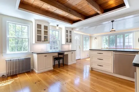 70 Woodland Road North Hampton NH 03862