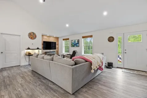 489 Shaker Road Northfield NH 03276