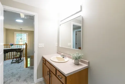 25 Dominique Drive Concord NH 03301