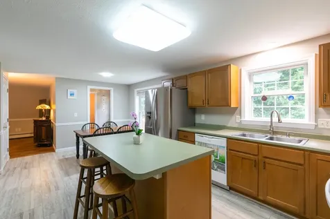 25 Dominique Drive Concord NH 03301