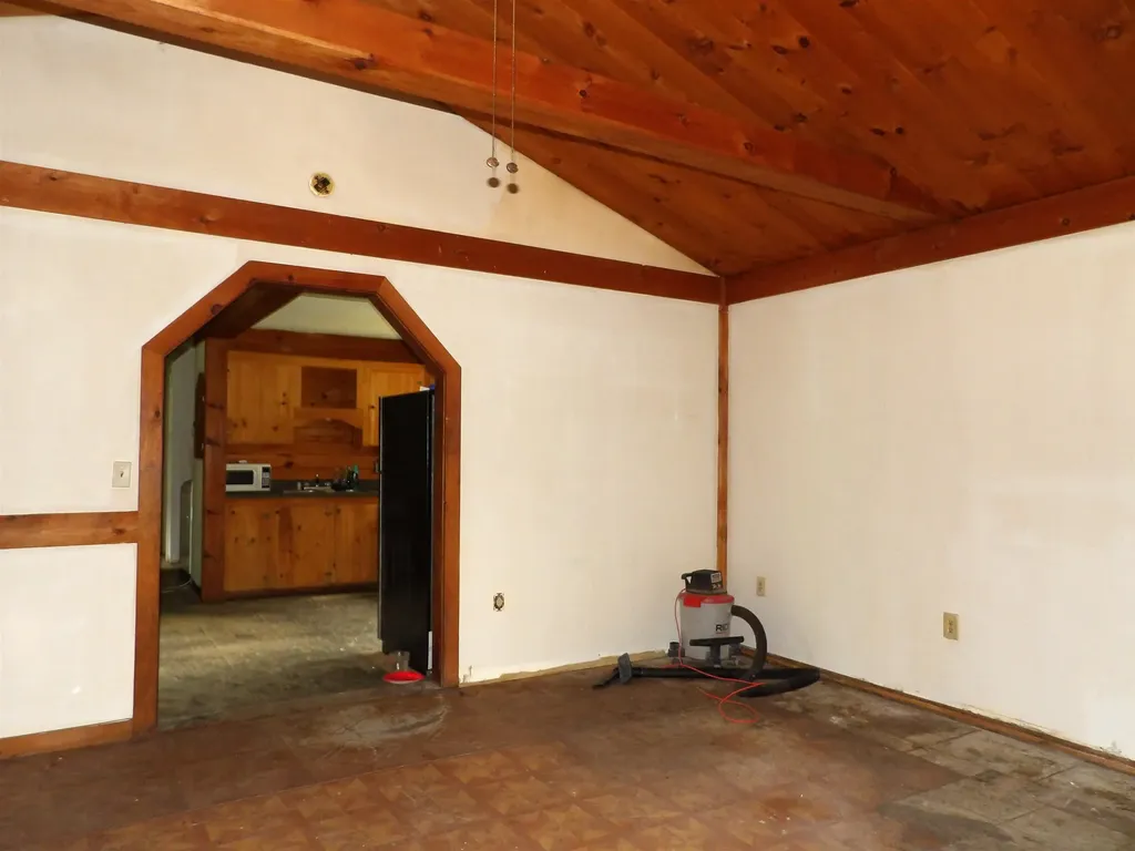 190 Shaker Road Belmont NH 03220