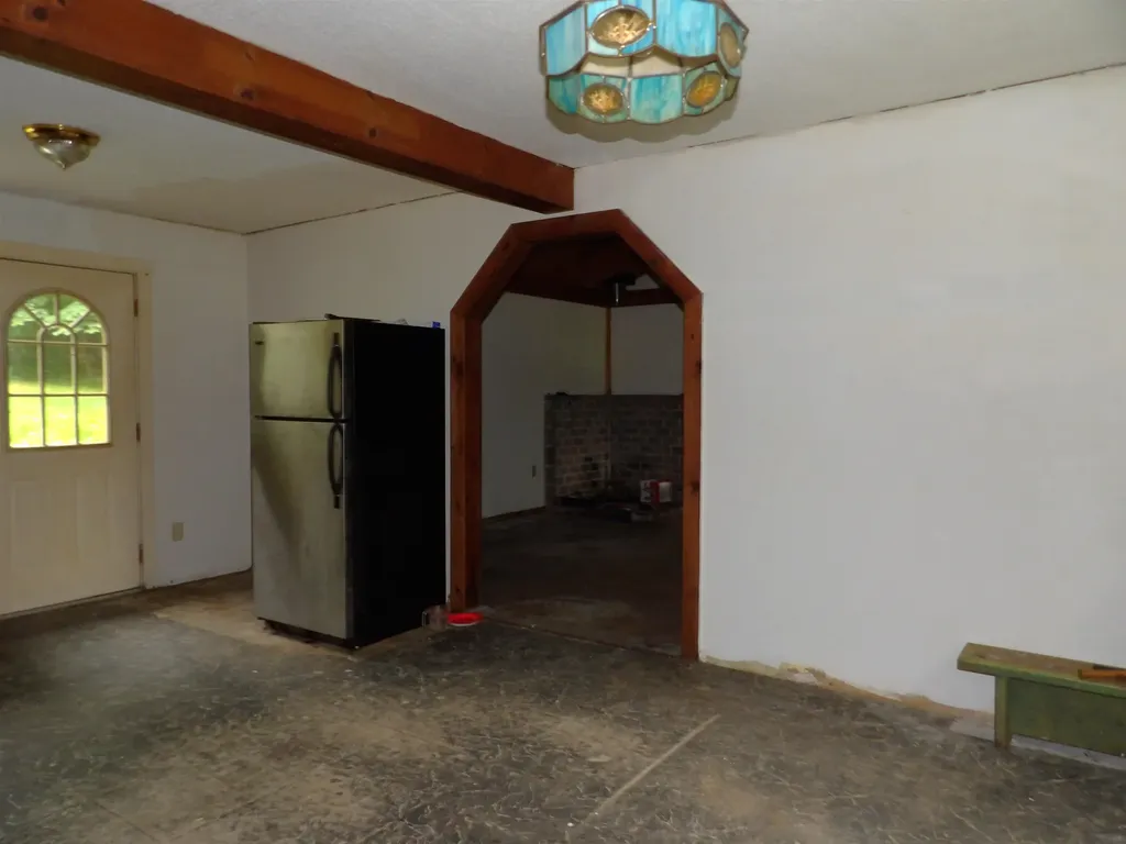 190 Shaker Road Belmont NH 03220
