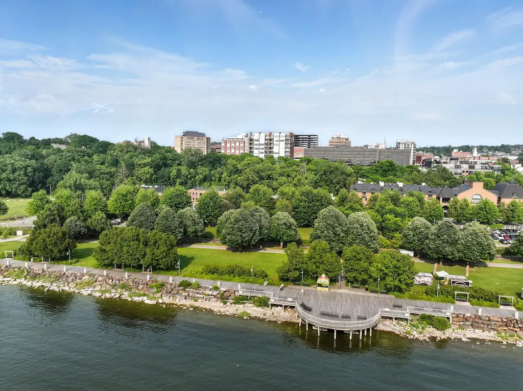 35 Cherry Street Burlington VT 05401