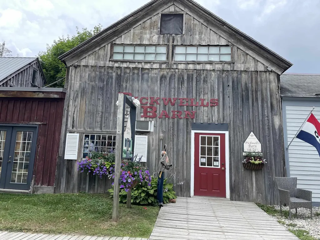 22 West Main Street Wilmington VT 05363