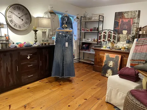 22 West Main Street Wilmington VT 05363