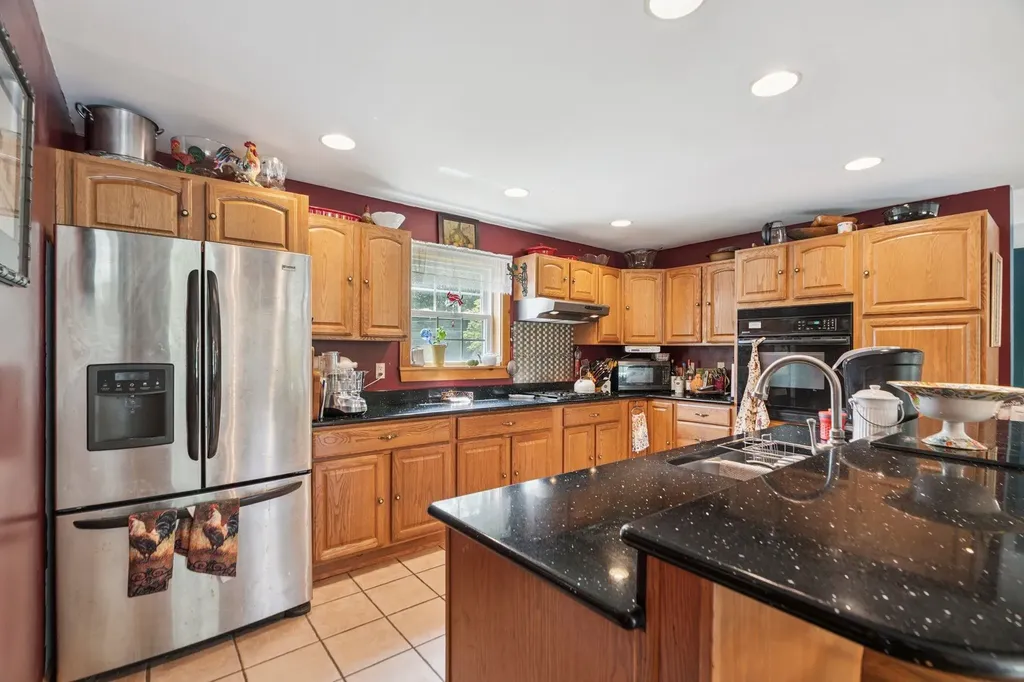 5 Malagash Road Reading VT 05062