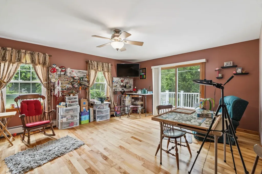 5 Malagash Road Reading VT 05062