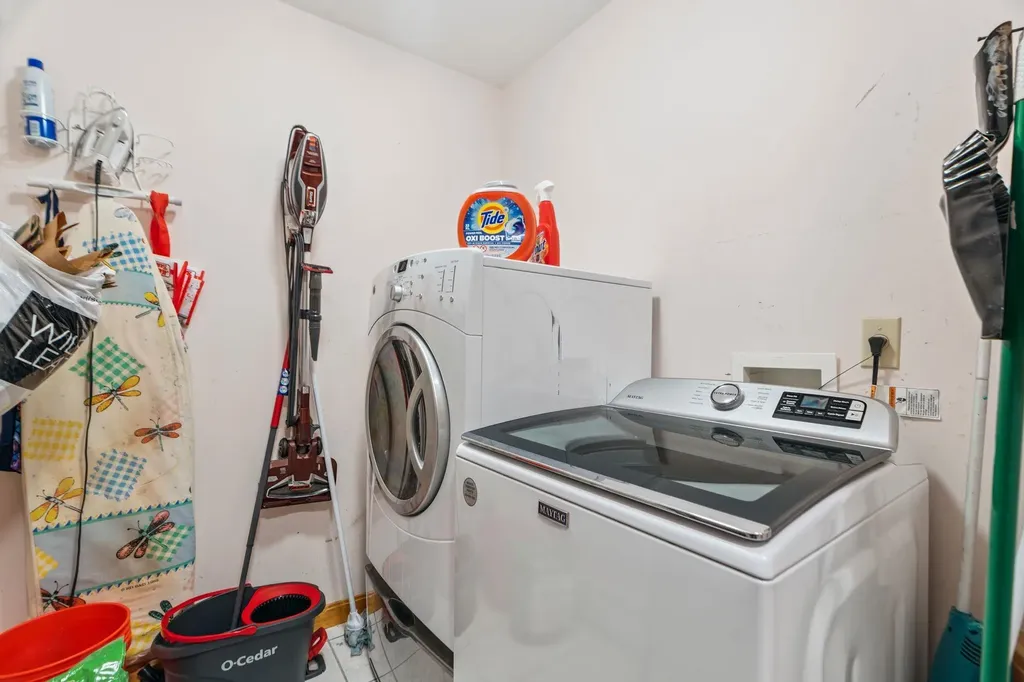 5 Malagash Road Reading VT 05062