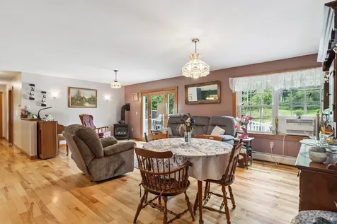 5 Malagash Road Reading VT 05062