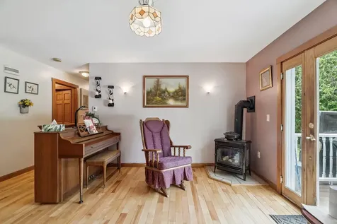 5 Malagash Road Reading VT 05062