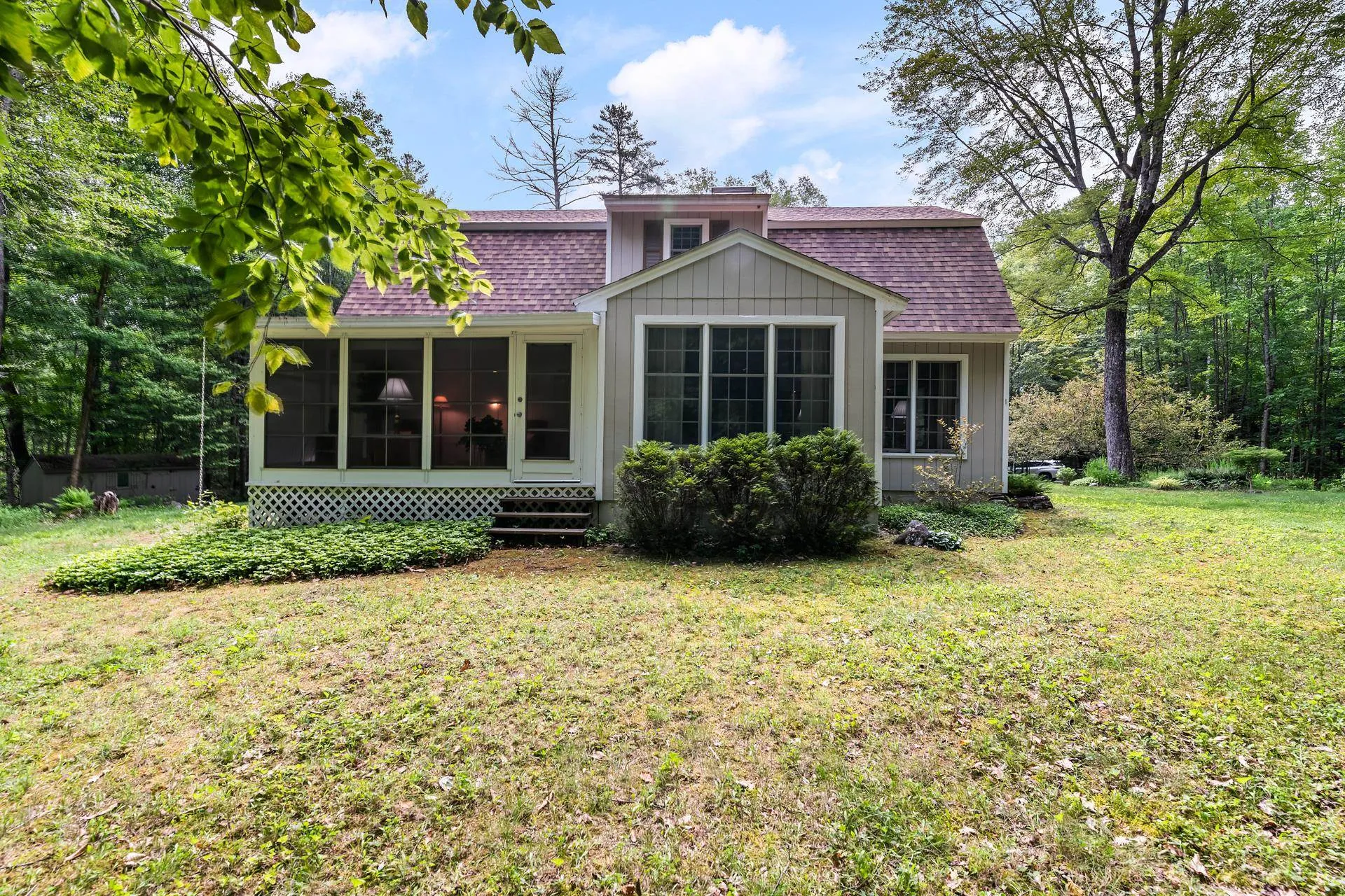 19 Rowland Road Grantham NH 03753