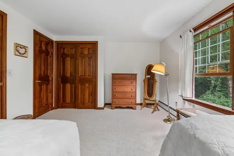 19 Rowland Road Grantham NH 03753