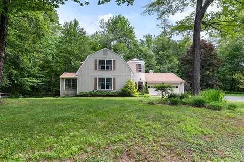 19 Rowland Road Grantham NH 03753