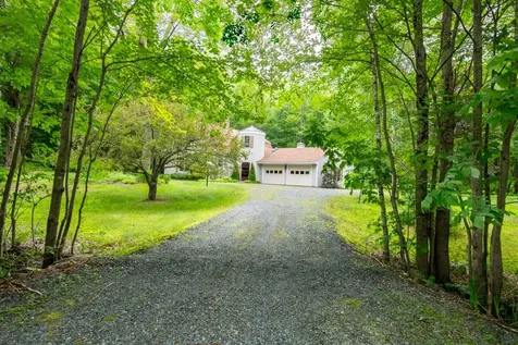 19 Rowland Road Grantham NH 03753