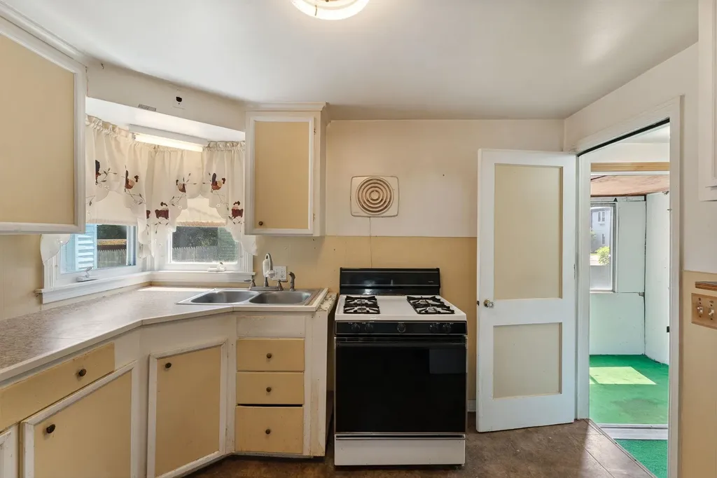 9 Richard Street Winooski VT 05404