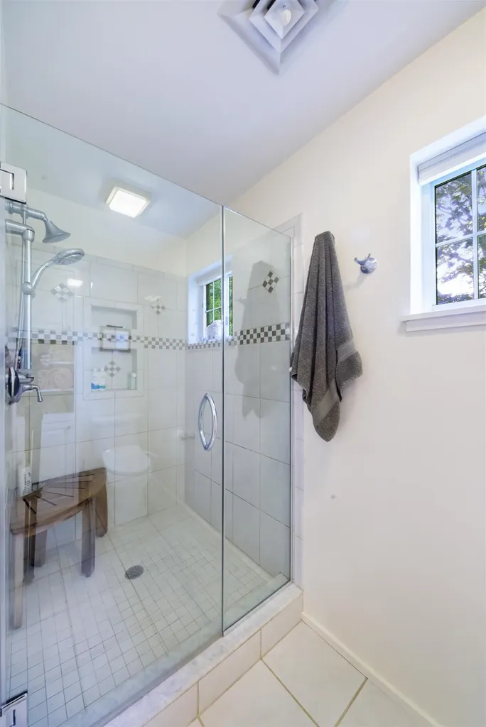 8 Oak Beach Drive Burlington VT 05401