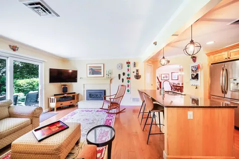 8 Oak Beach Drive Burlington VT 05401