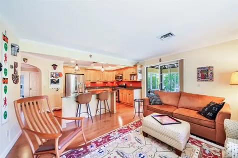 8 Oak Beach Drive Burlington VT 05401