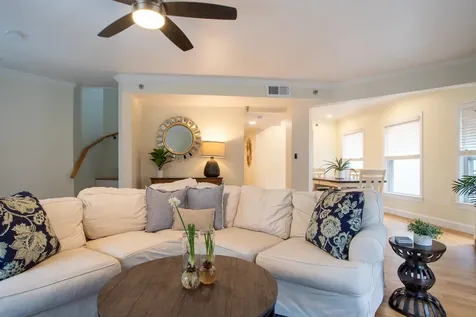 33 Deer Street Portsmouth NH 03801