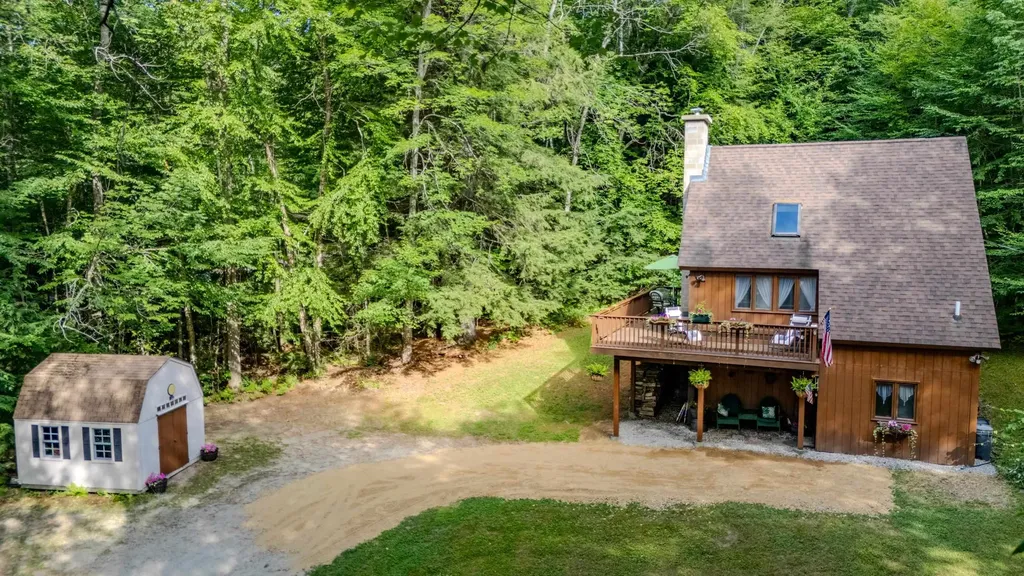 82 Pond Road Campton NH 03223