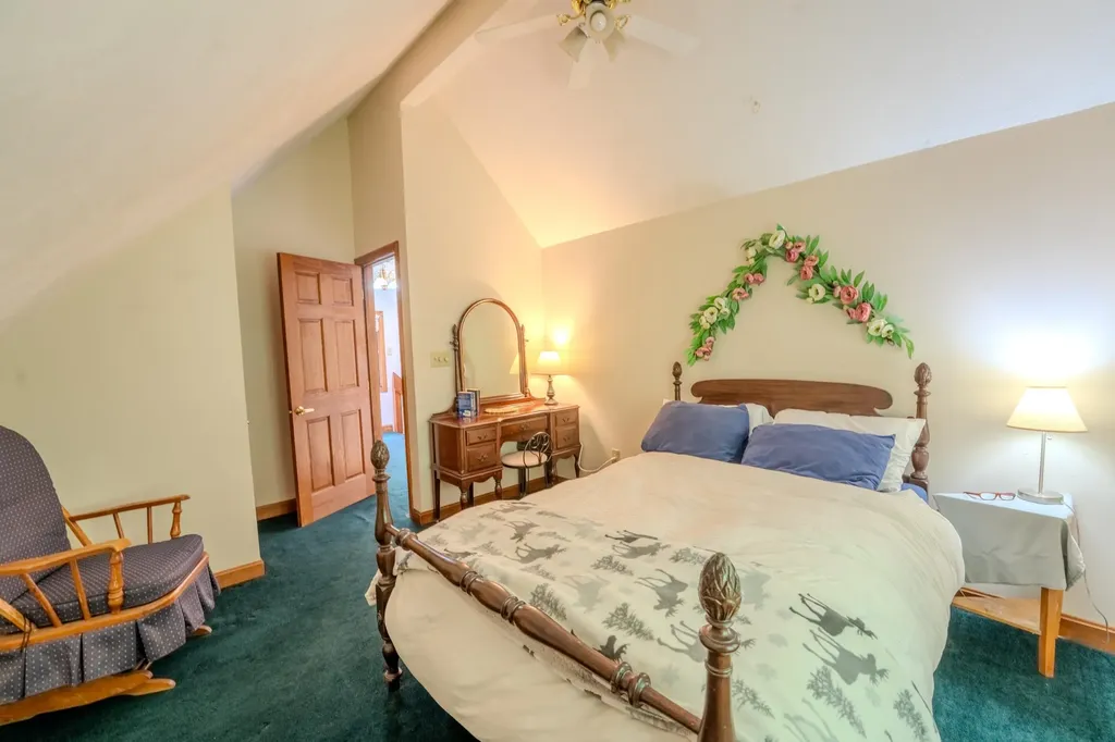 82 Pond Road Campton NH 03223