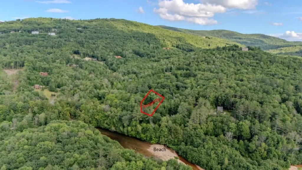 82 Pond Road Campton NH 03223