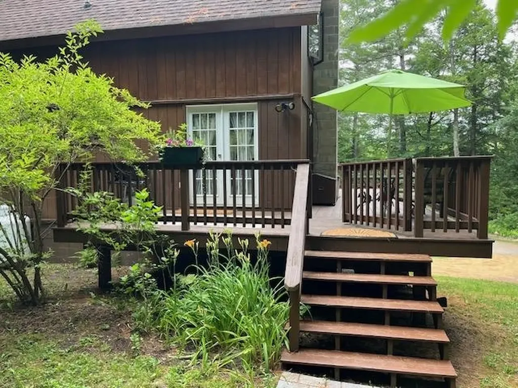 82 Pond Road Campton NH 03223