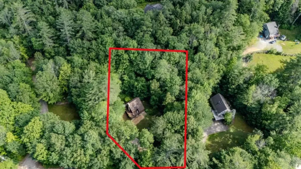 82 Pond Road Campton NH 03223