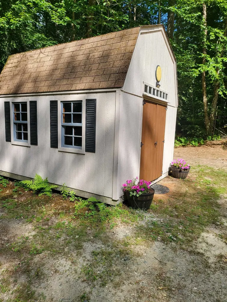 82 Pond Road Campton NH 03223