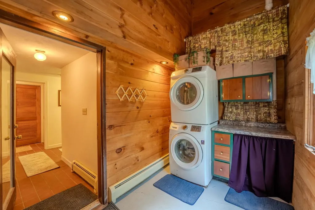 82 Pond Road Campton NH 03223