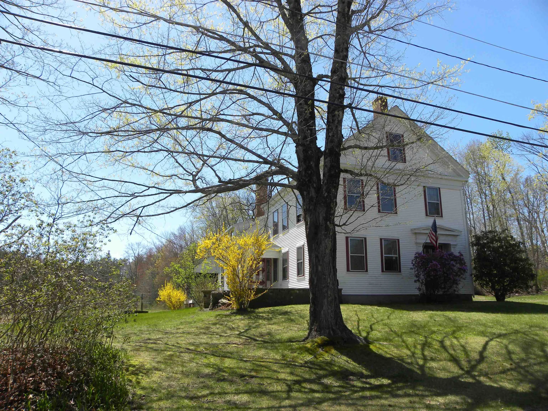 156 Beach Plain Road Danville NH 03819