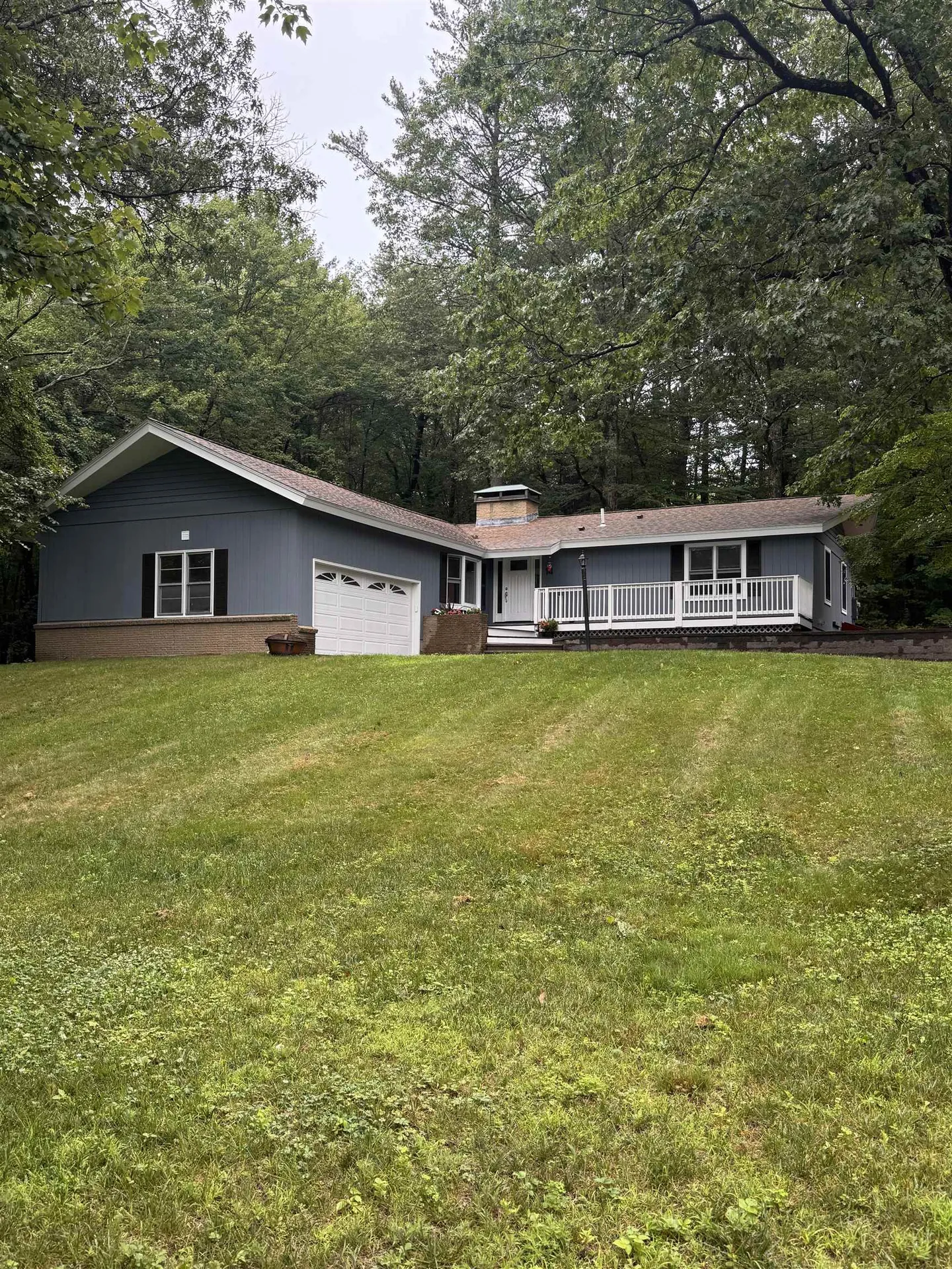 14 Floyd Road Derry NH 03038