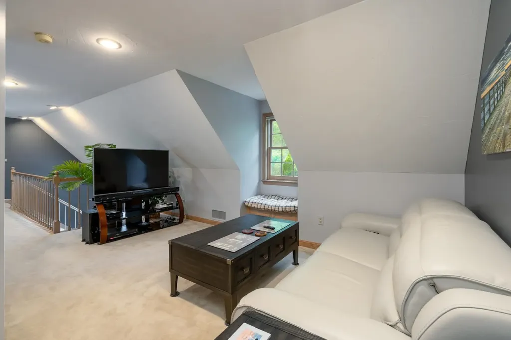 39 Robertson Drive Gilford NH 03249