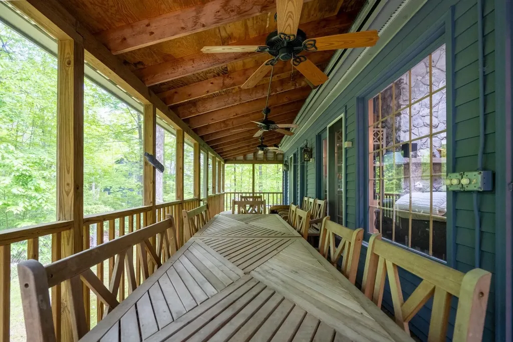 39 Robertson Drive Gilford NH 03249