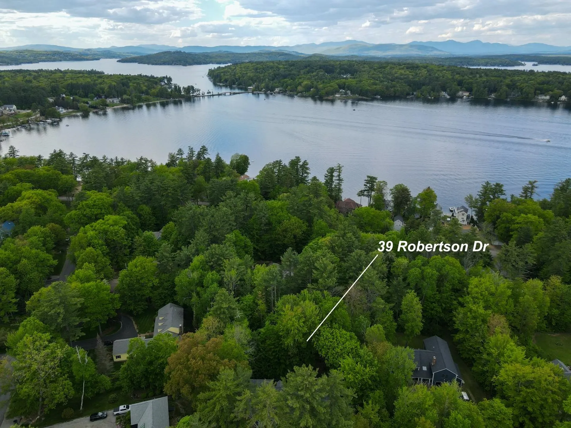39 Robertson Drive Gilford NH 03249