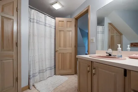 39 Robertson Drive Gilford NH 03249