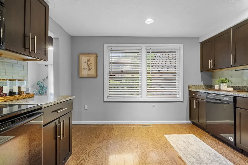 26 Stacey Circle Windham NH 03087