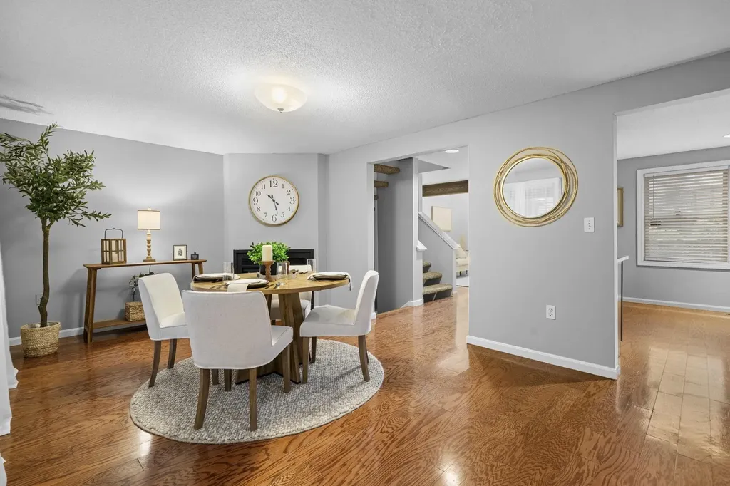 26 Stacey Circle Windham NH 03087