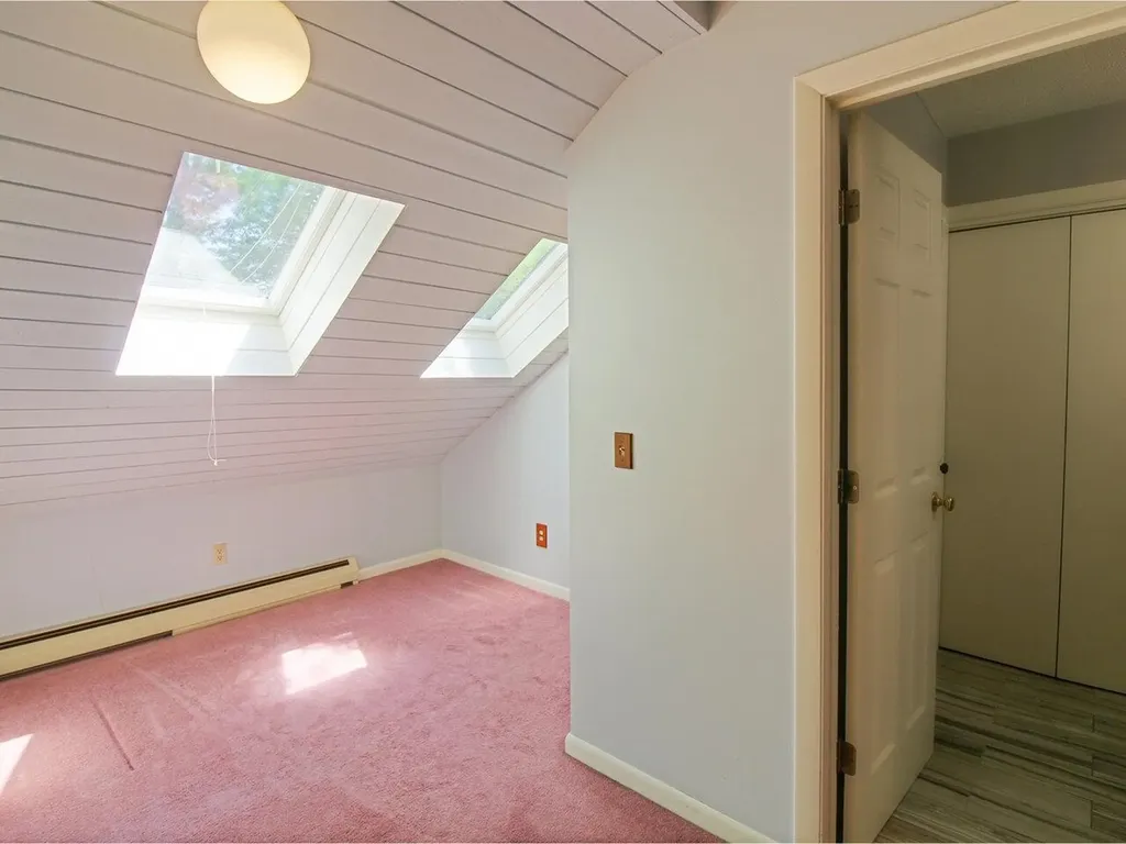 86 North Road Westford VT 05494