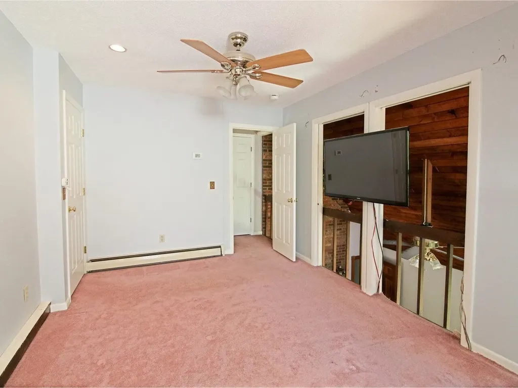 86 North Road Westford VT 05494