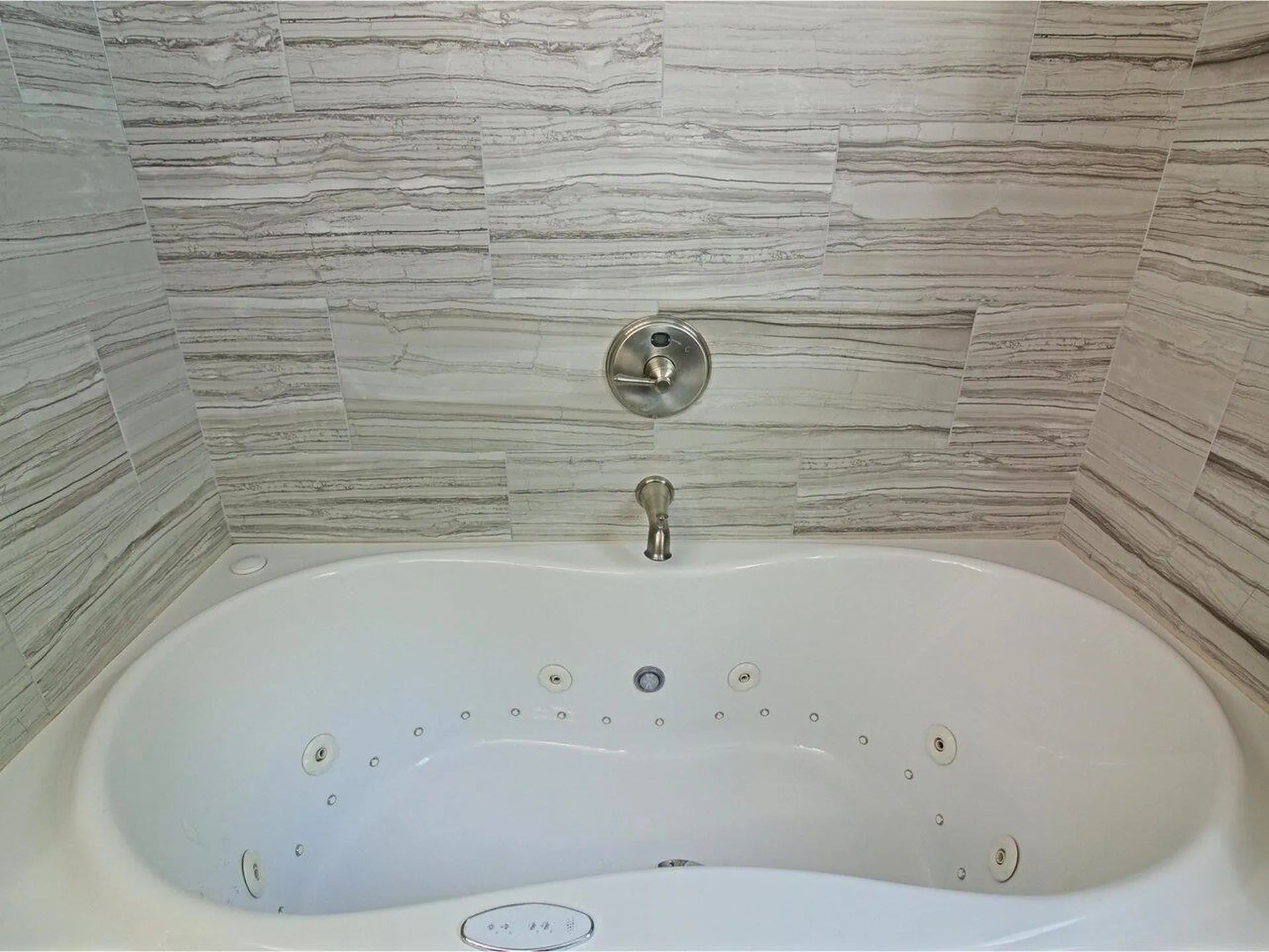 86 North Road Westford VT 05494