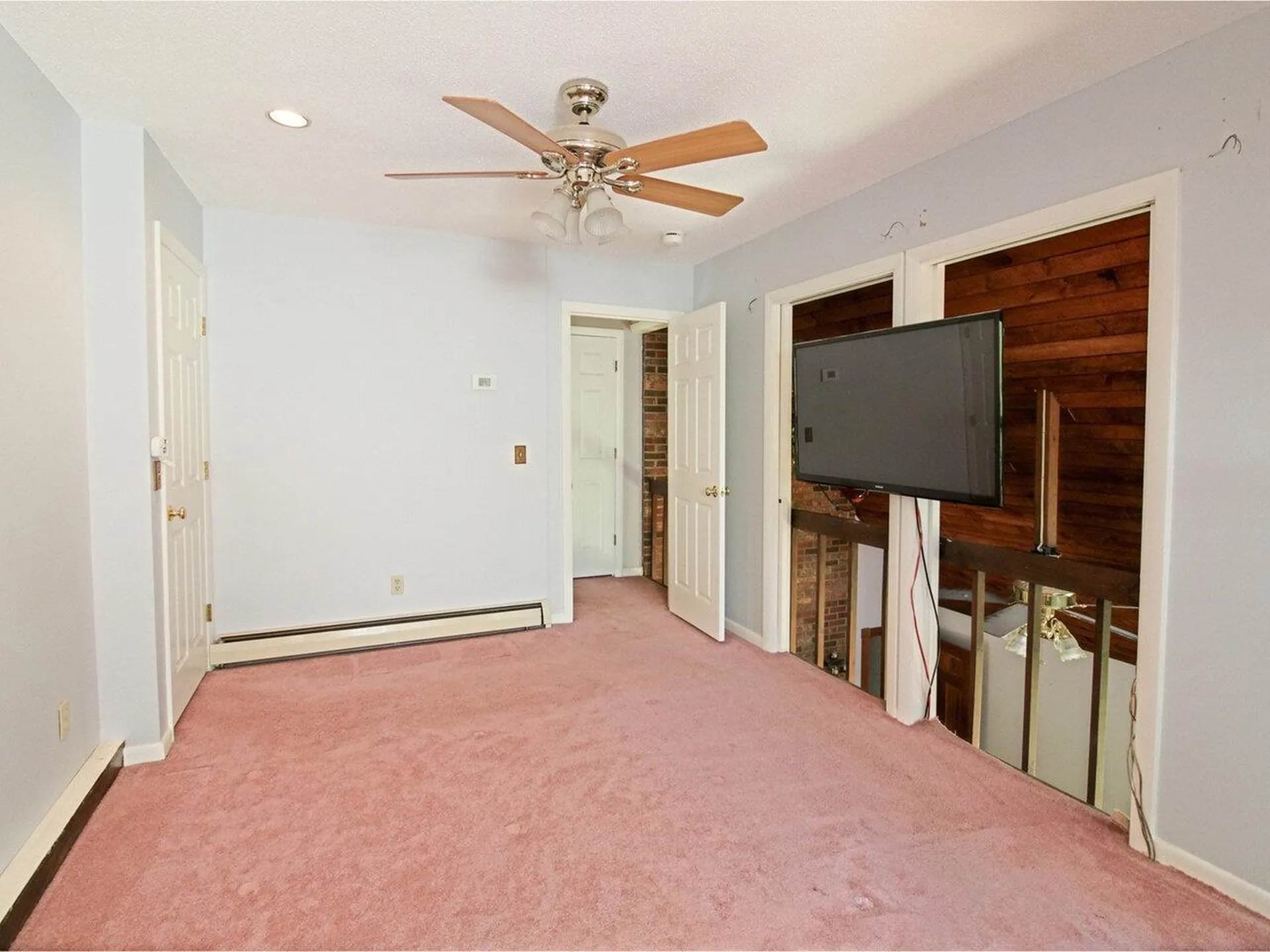 86 North Road Westford VT 05494