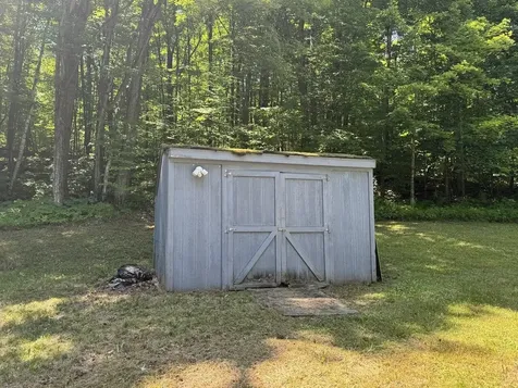 86 North Road Westford VT 05494