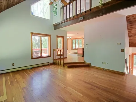 86 North Road Westford VT 05494